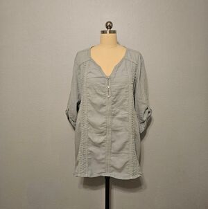 Bandolino Women's Light Blue Linen Blend Top